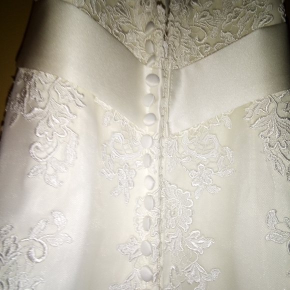 MORI LEE BY MADELINE GARNER IVORY WEDDING DRESS - Picture 5 of 9